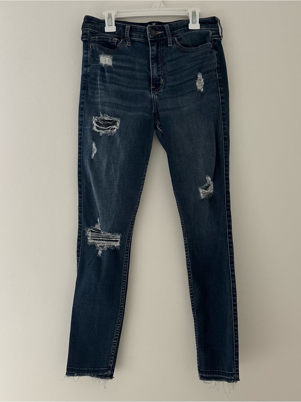 Hollister high rise dark wash distressed skinny jeans